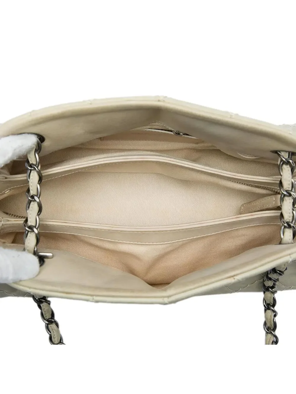 Chanel Medium Stitched Aged Calfskin #335112C14B